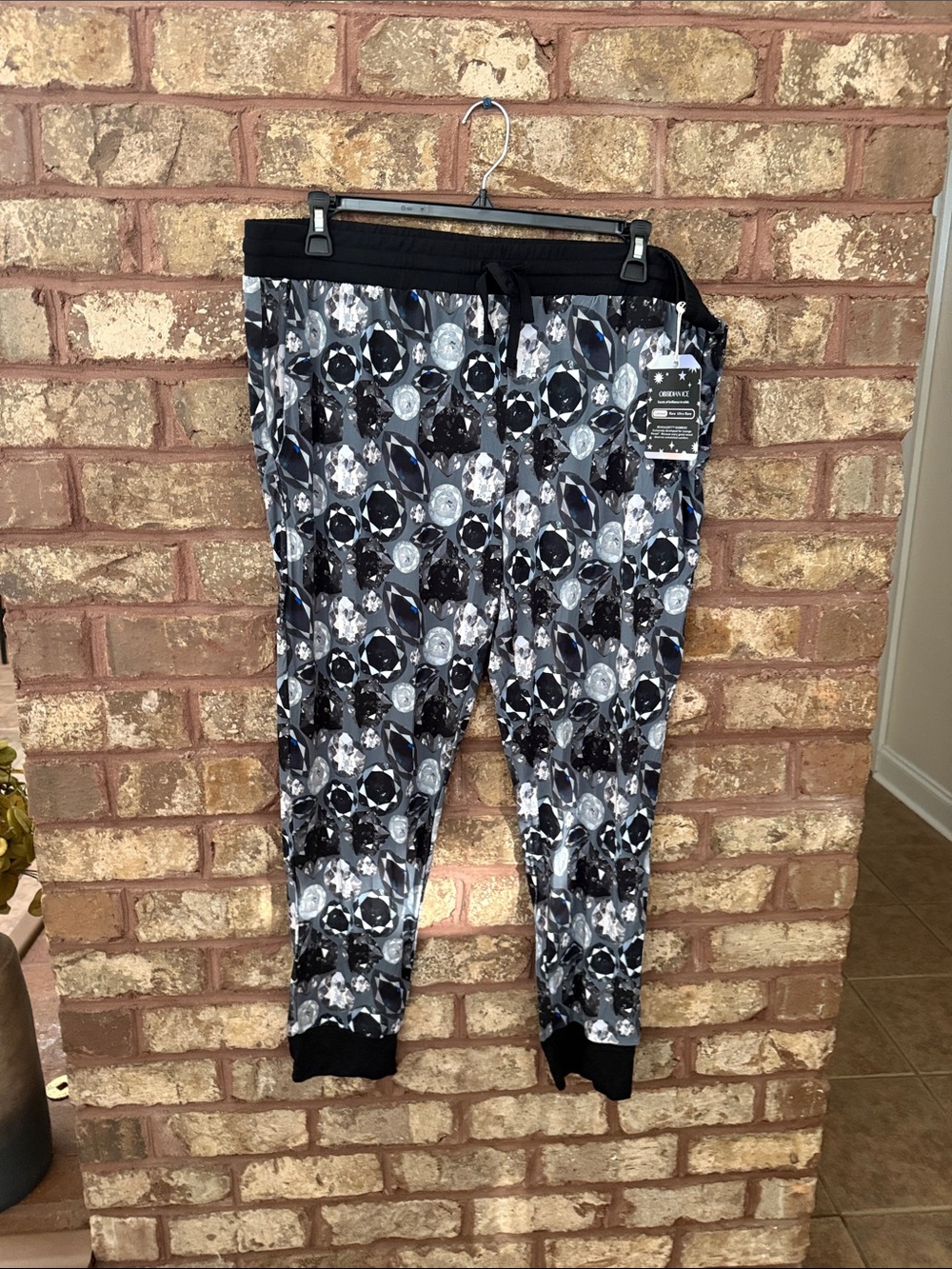 Bomb party obsidian lounge wear Size 2XL